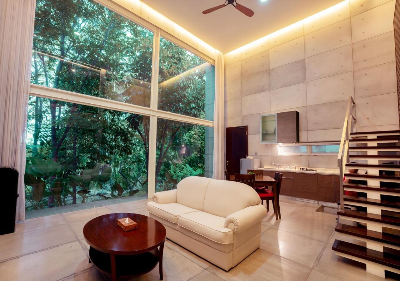 K Gallery Hotel Pasuruan Eksteriør billede